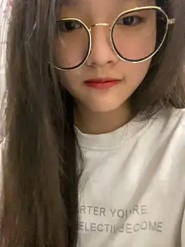 Krixxi22 online show from December 30, 2024, 3:35 pm