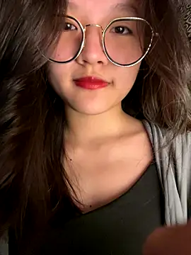 Krixxi22 online show from September 13, 2025, 1:55 pm