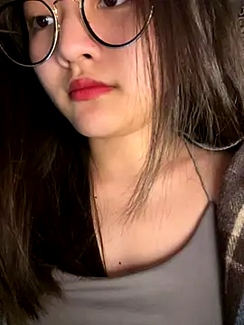 Krixxi22 online show from September 19, 2025, 2:51 pm