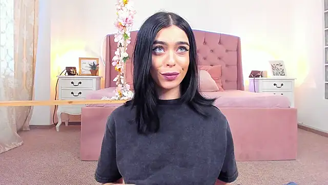 JassyeJoy online show from January 18, 2025, 10:39 am