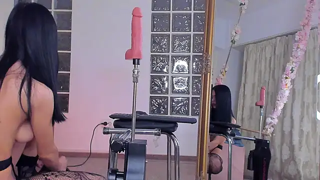 JassyeJoy online show from November 18, 2025, 5:34 am