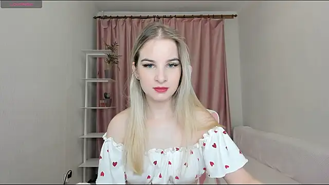 MiraSpaceGirl online show from December 12, 2024, 7:15 pm