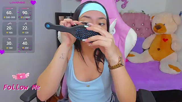 karla cute01 online show from October 11, 2025, 5:17 am