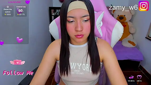 karla cute01 online show from December 1, 2025, 5:23 am