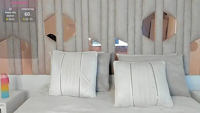 1m valery online show from October 11, 2025, 12:47 pm