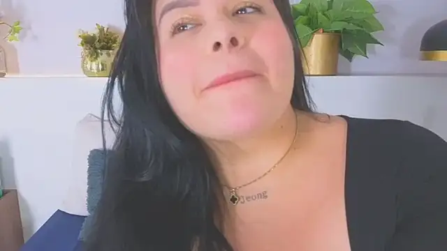 Scarlett grey1 online show from March 19, 2026, 4:27 am