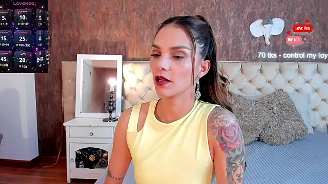 MeganLorensx online show from June 24, 2026, 8:41 pm
