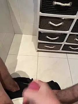 Deralboaus01 online show from March 12, 2025, 10:48 am