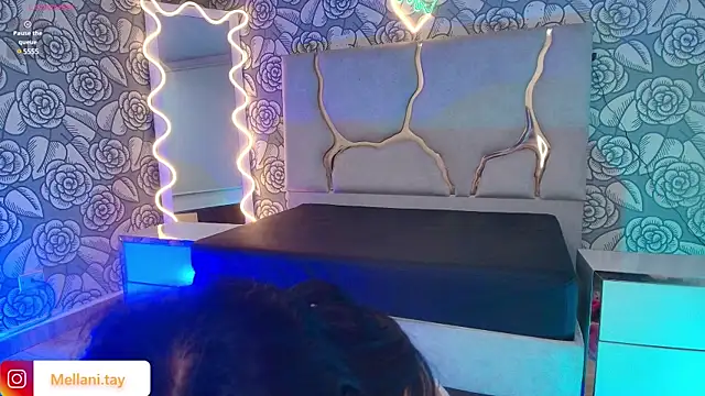 Snapshot of Mellani_tay chatting on March 17, 2025, 6:29 am Mellani tay online show from March 17, 2025, 6:29 am