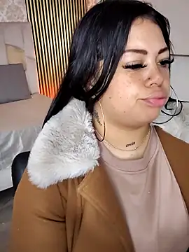 martinna tay online show from April 8, 2026, 3:06 am