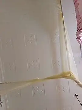 Snapshot of LOVELY-2BERRY chatting on February 10, 2026, 5:00 am LOVELY-2BERRY online show from February 10, 2026, 5:00 am