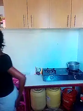 Snapshot of LOVELY-2BERRY chatting on April 15, 2026, 12:12 pm LOVELY-2BERRY online show from April 15, 2026, 12:12 pm