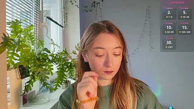 monlight  dana online show from February 2, 2025, 9:40 am