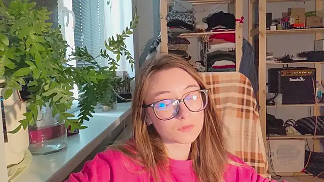 monlight  dana online show from February 20, 2025, 1:08 pm