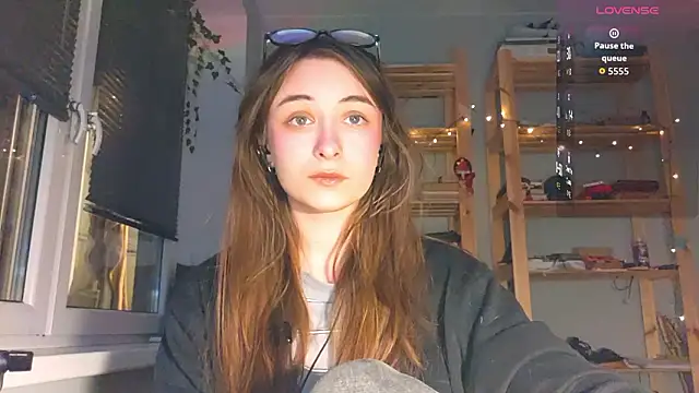 monlight  dana online show from March 19, 2026, 6:45 pm