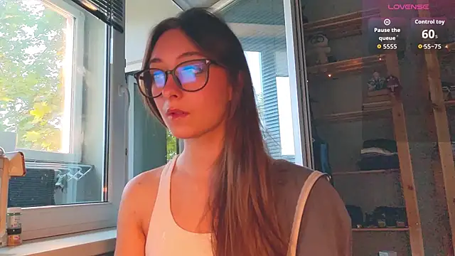 Snapshot of monlight__dana chatting on May 27, 2026, 5:21 pm monlight dana online show from May 27, 2026, 5:21 pm