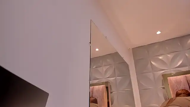 Charlotte Ice1 online show from March 6, 2026, 3:41 pm