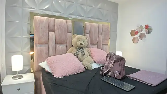 Charlotte Ice1 online show from March 16, 2026, 3:49 pm