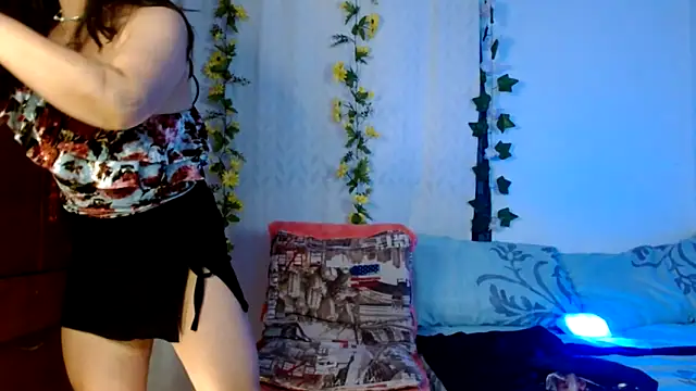 cattaleya1476 online show from February 8, 2025, 2:05 pm