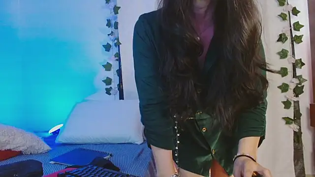 cattaleya1476 online show from February 12, 2025, 3:49 pm