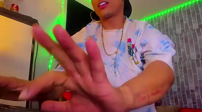 PARADISE S7S online show from February 1, 2025, 1:51 pm