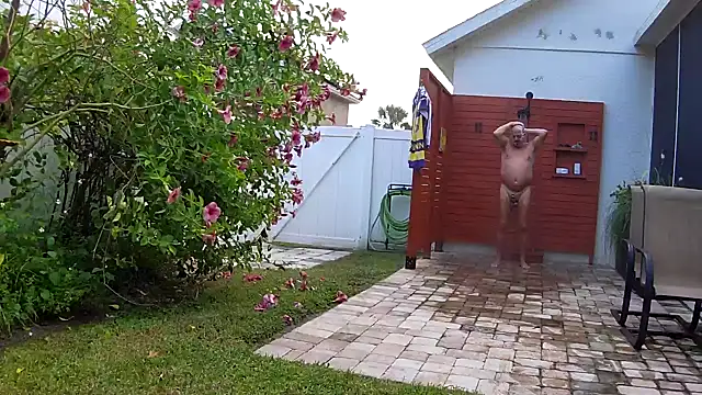 theclubist111 online show from October 22, 2025, 12:05 pm