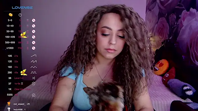  Just a queen 3 online show from December 12, 2024, 6:21 pm