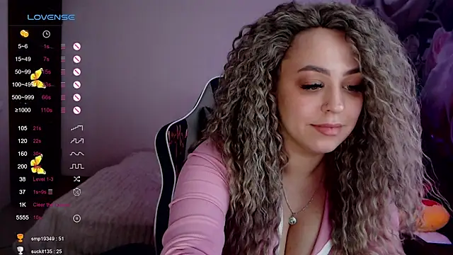  Just a queen 3 online show from December 31, 2024, 12:04 pm