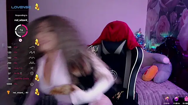  Just a queen 3 online show from February 4, 2025, 6:17 pm