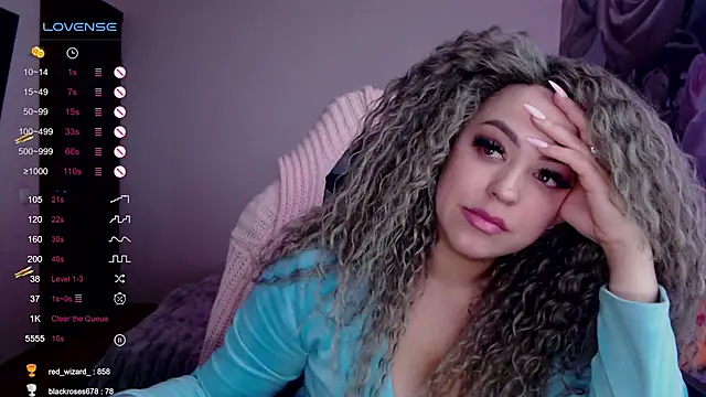  Just a queen 3 online show from March 4, 2025, 8:05 pm