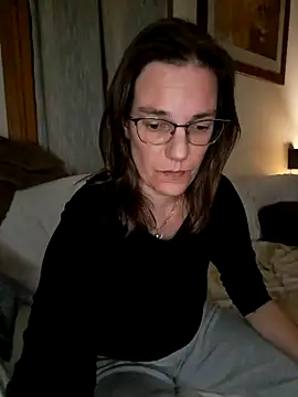 SpiceLea online show from January 24, 2025, 9:47 pm