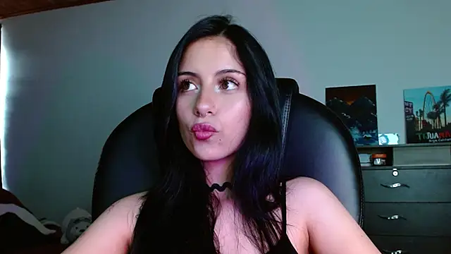 Ary Pieerce online show from November 20, 2025, 8:30 pm