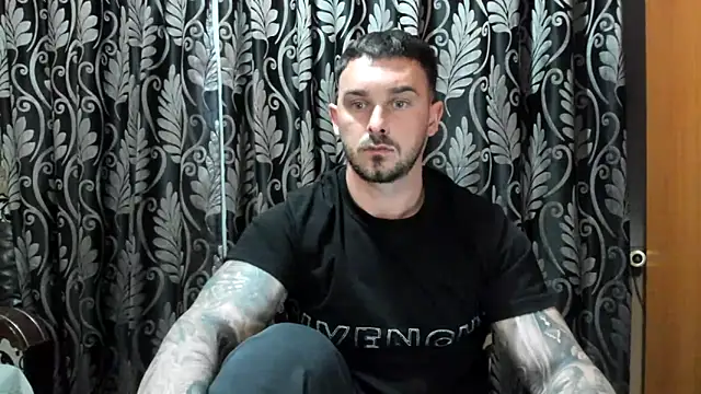 Snapshot of Jonmusclemaster chatting on April 29, 2026, 8:48 pm Jonmusclemaster online show from April 29, 2026, 8:48 pm