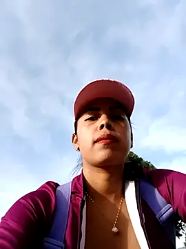  andrea30 online show from February 20, 2025, 12:36 pm