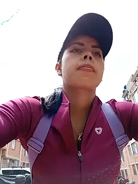  andrea30 online show from March 18, 2025, 3:42 pm