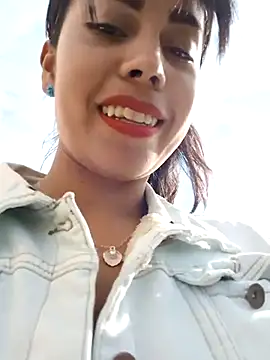  andrea30 online show from March 21, 2025, 12:39 pm