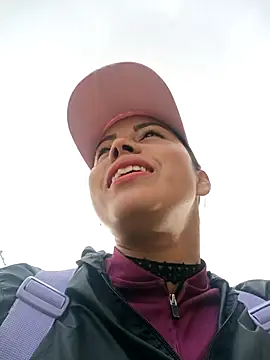  andrea30 online show from October 27, 2025, 11:36 am