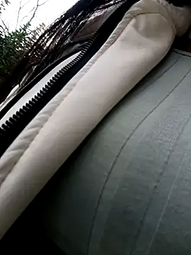  andrea30 online show from October 28, 2025, 12:09 pm