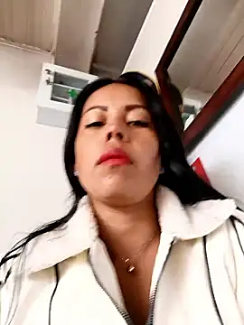  andrea30 online show from November 21, 2025, 12:26 pm