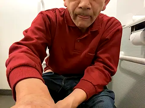 ge3noxxx online show from October 22, 2025, 4:51 pm