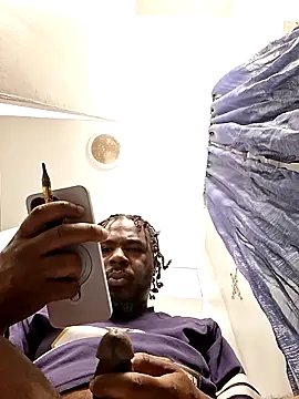 MRHANDSOME3800 online show from October 6, 2025, 3:37 am