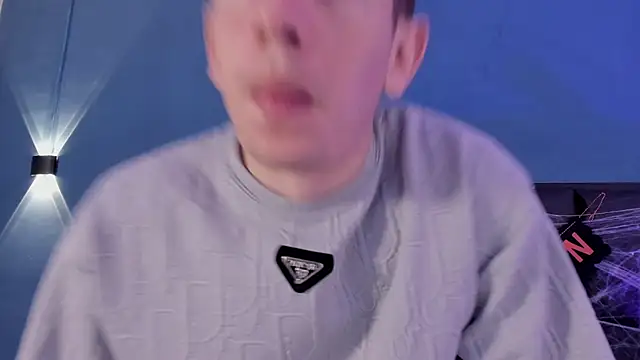 MikaelSlow online show from October 30, 2025, 3:41 am