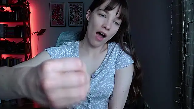 kenzie x online show from June 5, 2026, 6:52 am