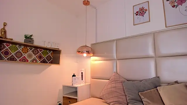 Aily Yozuko online show from February 7, 2025, 3:45 am