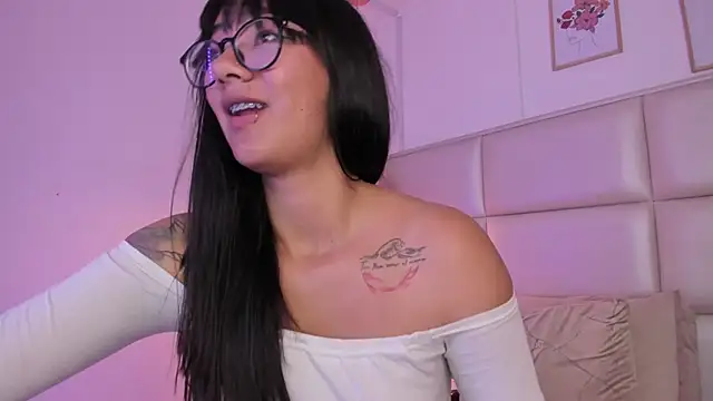 Aily Yozuko online show from March 20, 2025, 7:03 am