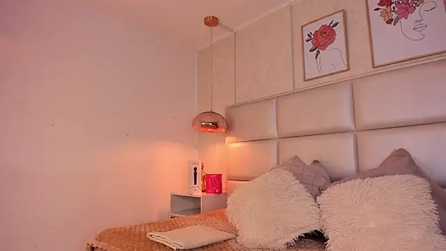 Aily Yozuko online show from October 3, 2025, 2:52 am