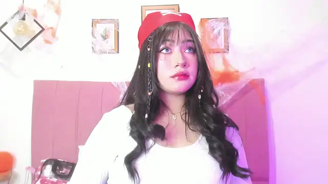 GENNESIS LOVE online show from November 1, 2025, 2:02 am