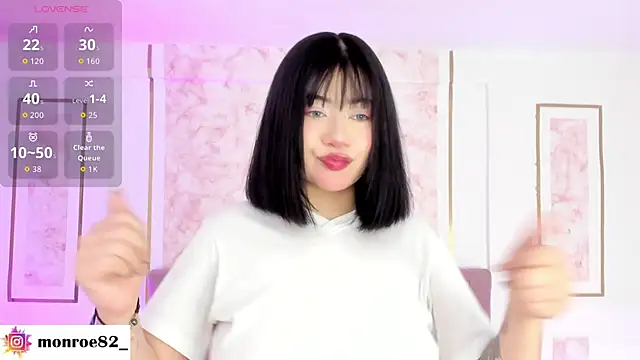Snapshot of GENNESIS_LOVE chatting on May 1, 2026, 3:33 am GENNESIS LOVE online show from May 1, 2026, 3:33 am