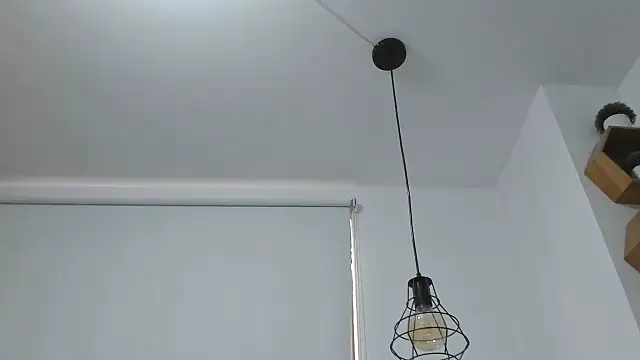 Anya Texas online show from September 24, 2025, 7:39 pm