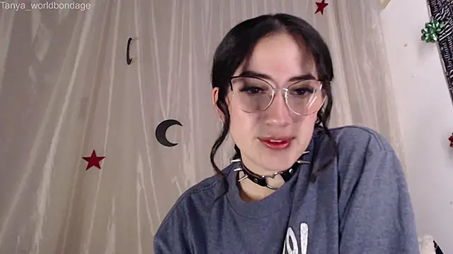 Snapshot of Tanya_WorldBondage chatting on February 5, 2026, 11:42 pm Tanya WorldBondage online show from February 5, 2026, 11:42 pm